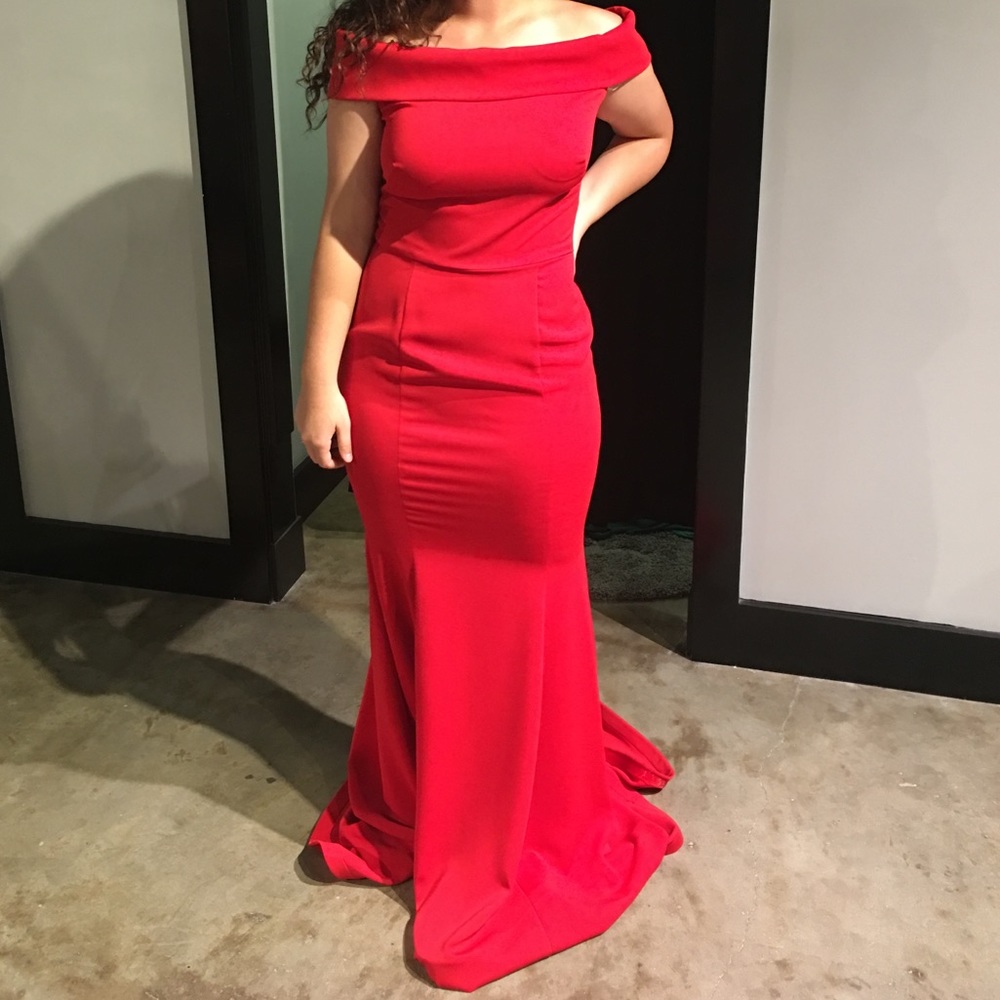 Prom dress - Picture 2 of 7